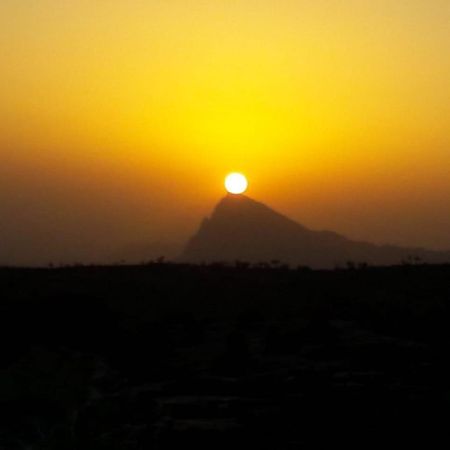 Hotel Abu Omair Jabal Shams House Al Ḩamrāʼ Zimmer foto